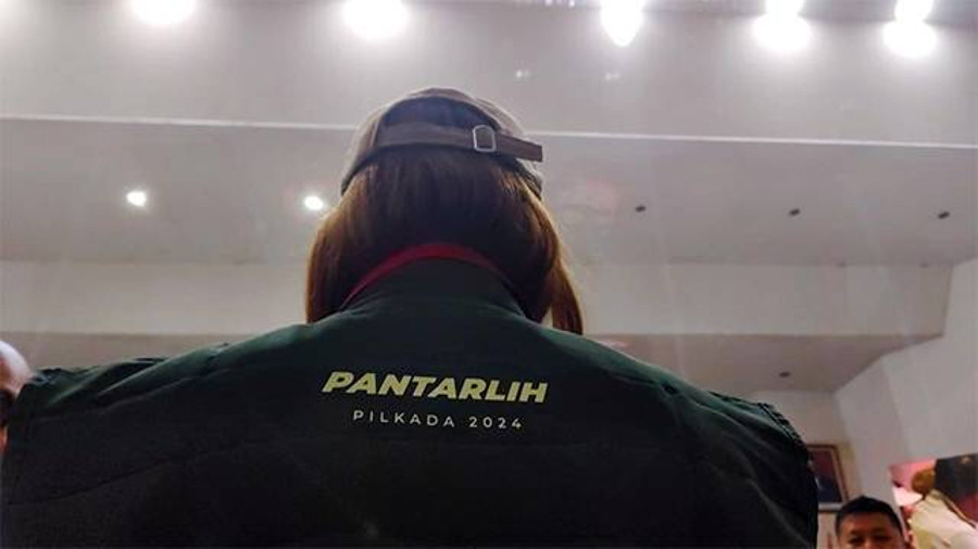 Bawaslu Akui Ada Informasi Pengungsi Erupsi Gunung Ruang Belum di Coklit - kumparan.com