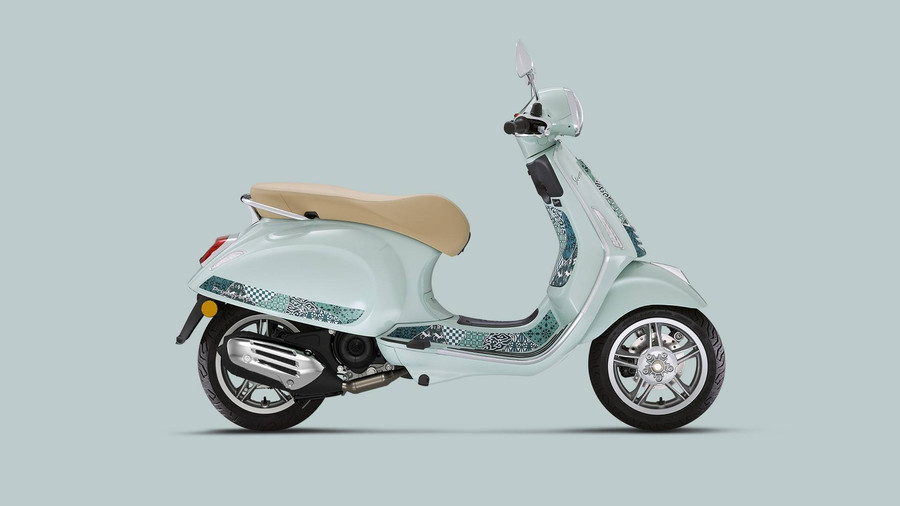 Berita Populer: Vespa Batik Hadir Lagi; VinFast Bakal Bangun Pabrik di Subang - kumparan.com