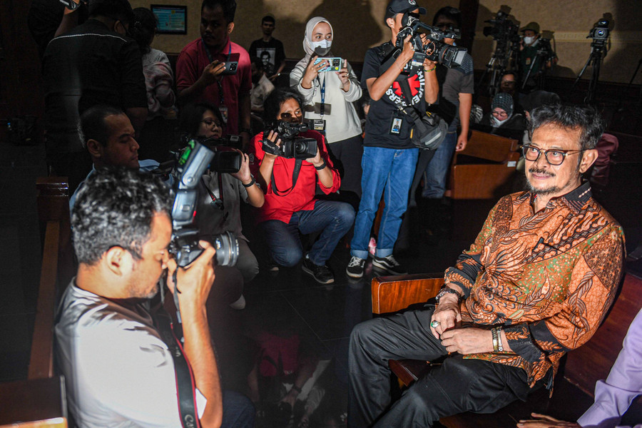 SYL Heran Uang Rp 2 M di Rekeningnya Pindah ke Rekening KPK - kumparan.com
