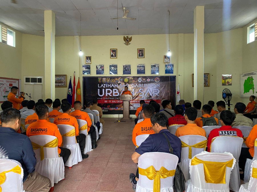 Antisipasi Bencana Alam, Basarnas Lampung Adakan Latihan Gabungan Urban SAR - kumparan.com