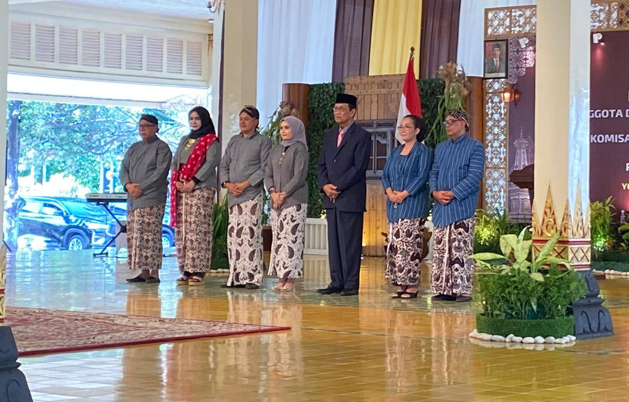 Sultan HB X Lantik Dirut Baru PT Taru Martani yang Dirutnya Tersandung Korupsi - kumparan.com