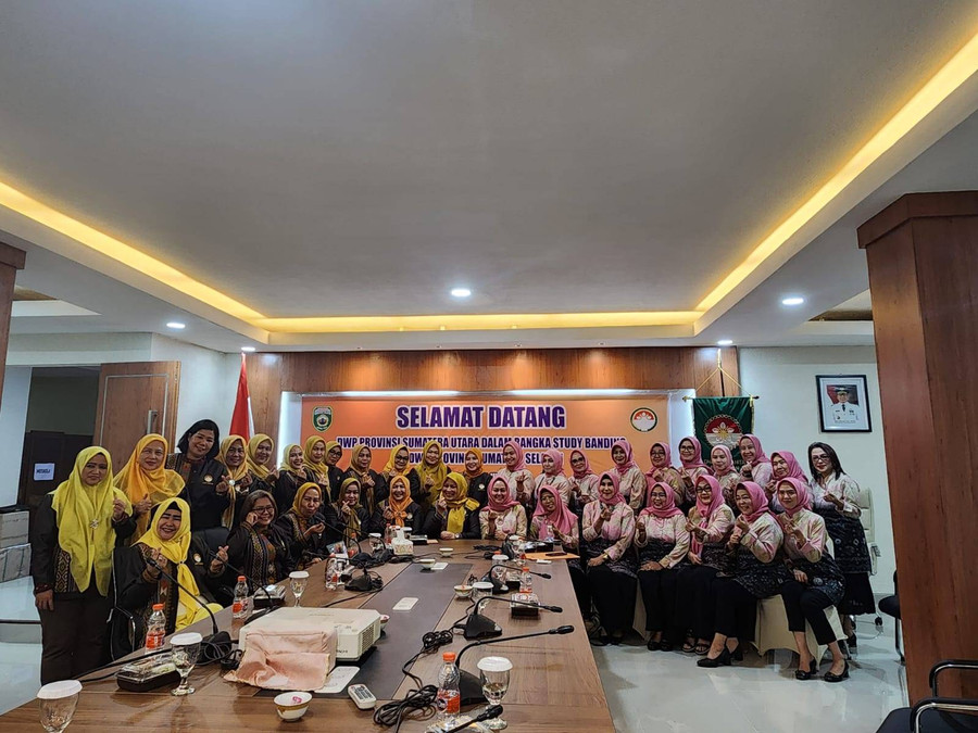 DWP Sumsel dan Sumut Berbagi Pengalaman Pemberdayaan Perempuan - kumparan.com