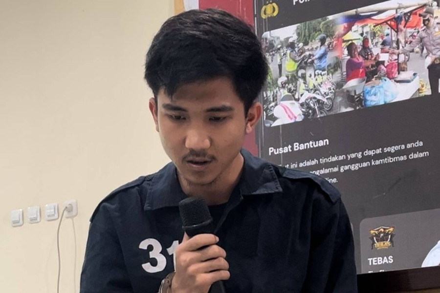 Polisi Tangkap Penipu Modus \'Like\' Jaringan Kamboja - kumparan.com