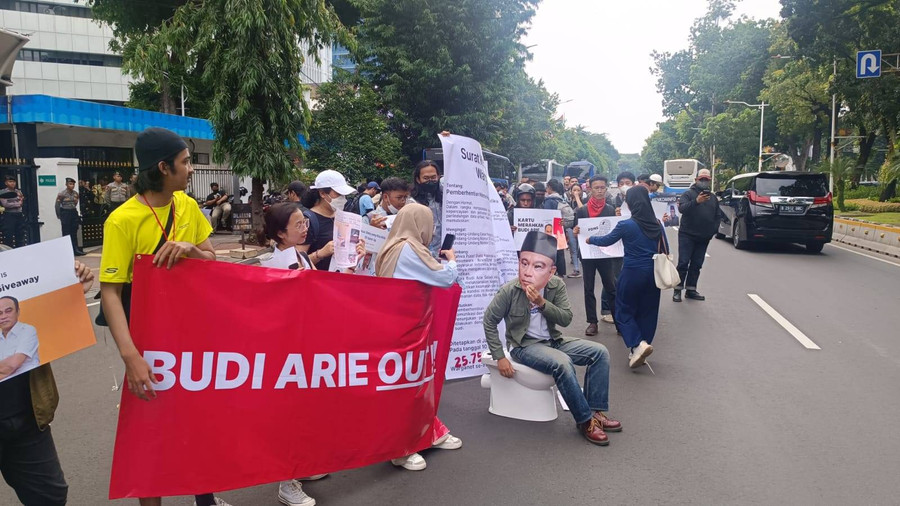 Aliansi Siber Demo di Kemenkominfo, Tuntut Budi Arie Mundur Imbas Kasus PDNS - kumparan.com