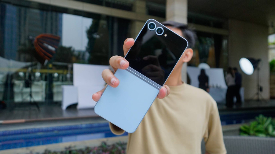 Samsung Galaxy Z Flip 6 Rilis: Punya Kamera Cincin, Pertama Pakai Vapor Chamber - kumparan.com