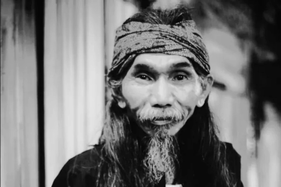 Mama Ghufron Minta Maaf soal Ceramah & Klaim Bicara dengan Semut & Malaikat - kumparan.com