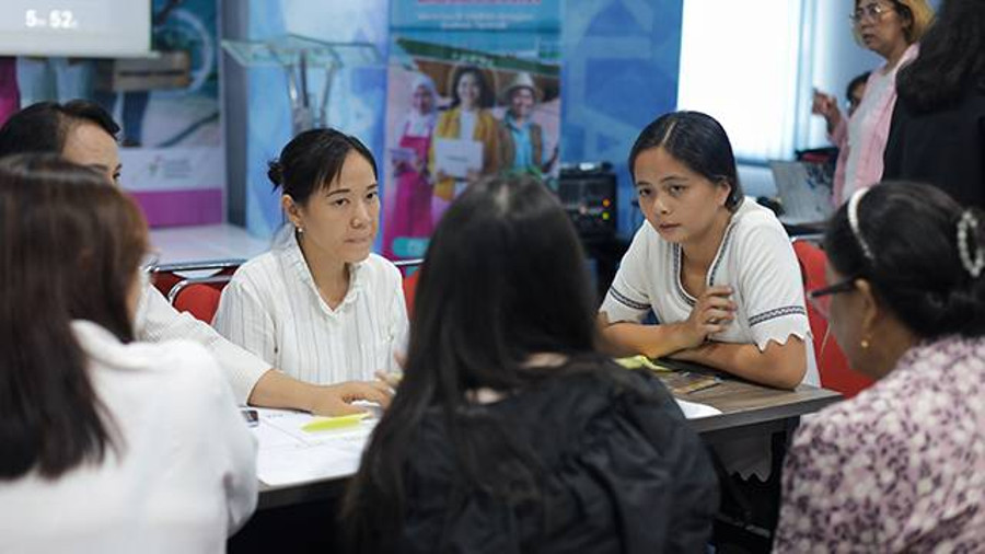 Indosat Dorong Perempuan Sulut Kembangkan Bisnis Lewat Program SheHacks Innovate - kumparan.com