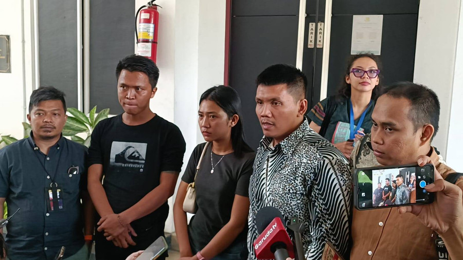 Keluarga Sempurna Pasaribu yang Dibakar di Karo Laporkan Oknum TNI ke Puspom AD - kumparan.com