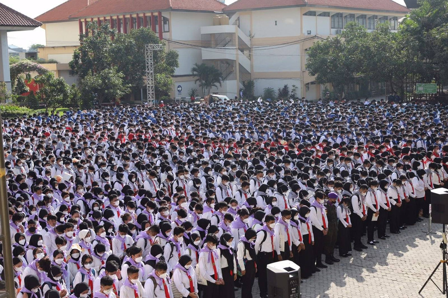 Gandeng Maliq & D\'essentials, Cara \'Romantis\' Kampus di Surabaya Gelar Ospek - kumparan.com