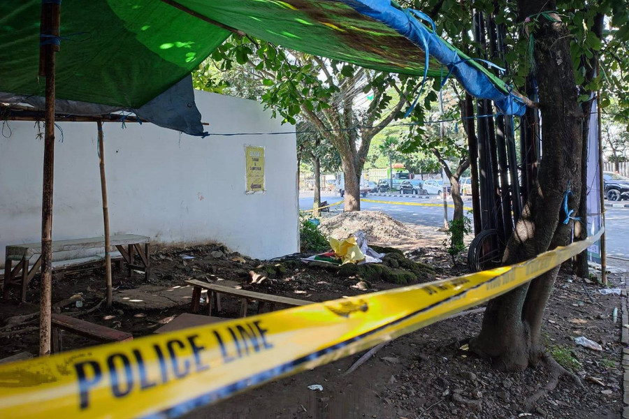 Mayat Pria di Selokan Buahbatu Bandung, Luka Tusuk di Pinggang-Leher Tersayat