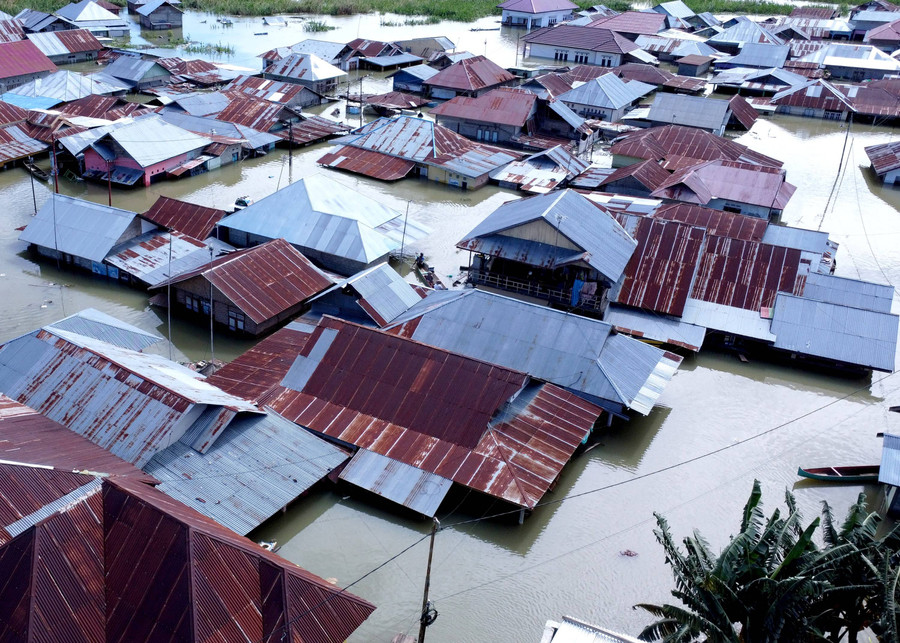 Foto: 9.370 Warga Terdampak Banjir di Tilango, Gorontalo - kumparan.com