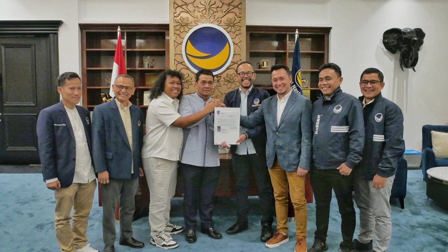 NasDem Resmi Usung Riza Patria-Marshel Widianto di Pilwalkot Tangsel