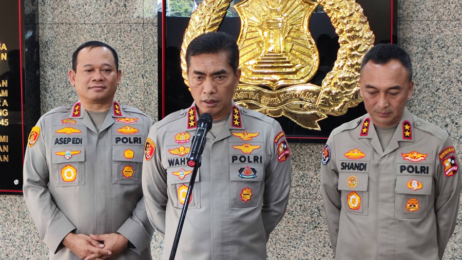 Kabareskrim Persilakan Benny Minta Maaf ke Publik karena Tak Bisa Ungkap T - kumparan.com