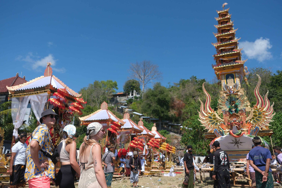 BPS: Wisatawan Mancanegara Capai 6,41 Juta Sepanjang Semester I 2024 - kumparan.com