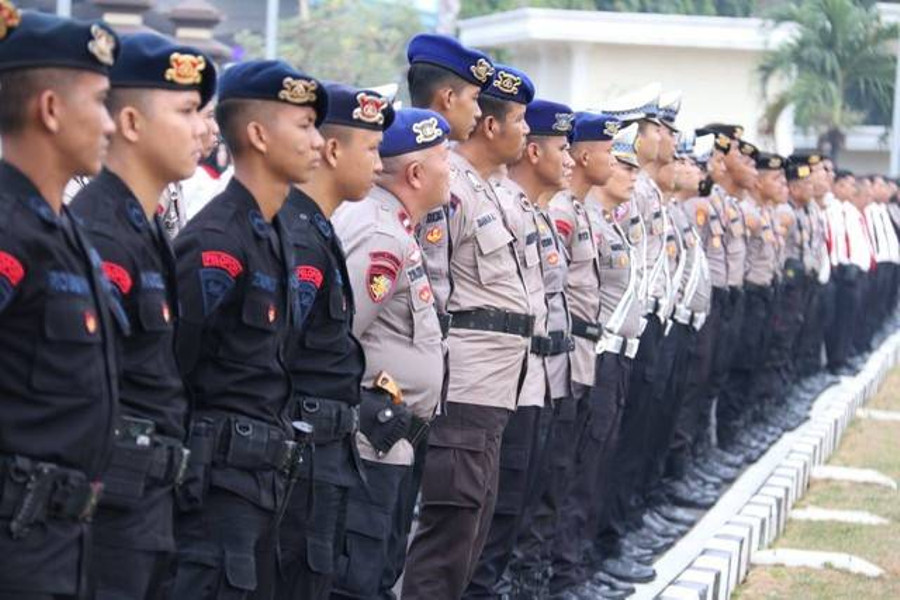 Polda Sumsel Tingkatkan Keterampilan 200 Personel untuk Siaga Karhutla - kumparan.com