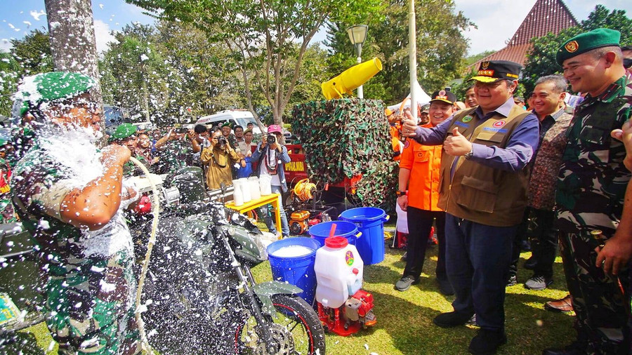 Foto: Apel Siaga Kesiapan BPBD Sumsel Tanggulangi Karhutla - kumparan.com