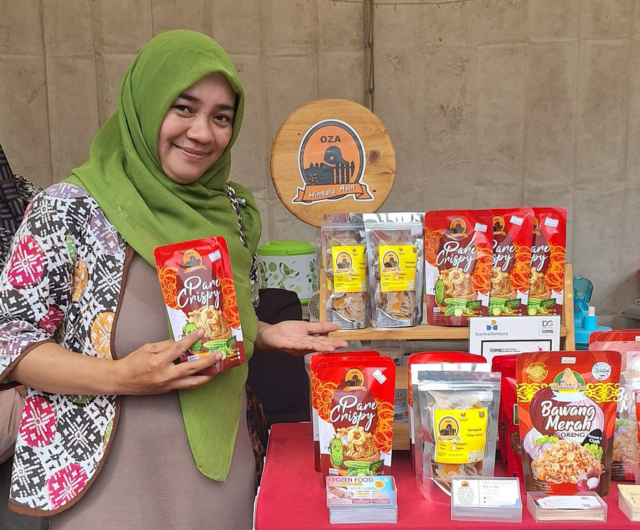 Nasabah PNM Mekaar Sulap Pare Jadi Camilan dan Raih Omzet Puluhan Juta - kumparan.com
