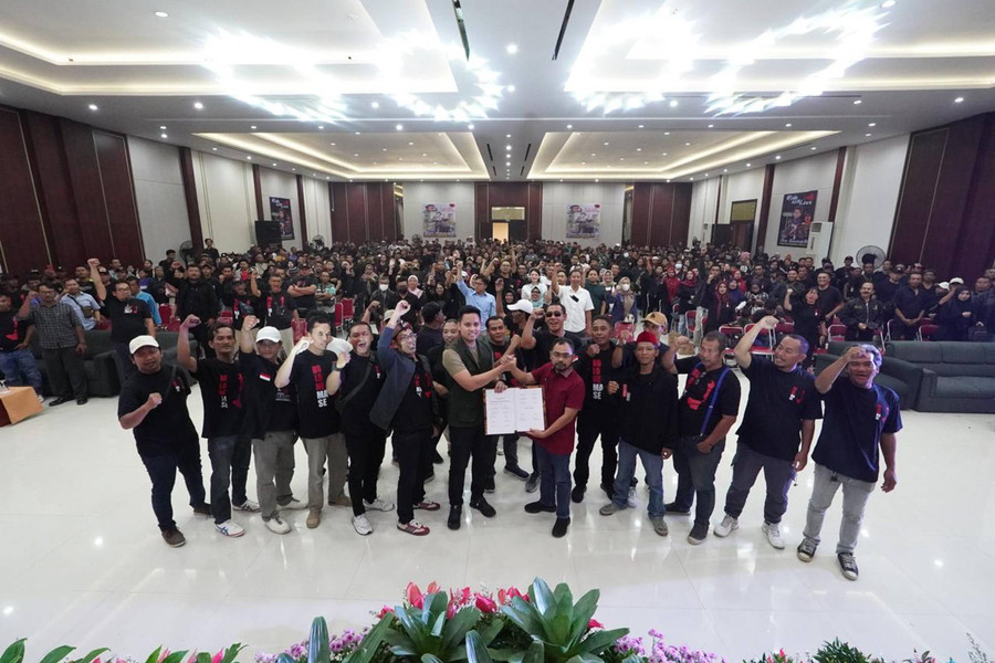 Relawan Gibran Bolone Mase Dukung Dico di Pilwalkot Semarang - kumparan.com