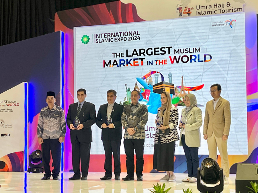 Kolaborasi Biro Travel Haji & Umrah Dunia di International Islamic Expo Jakarta