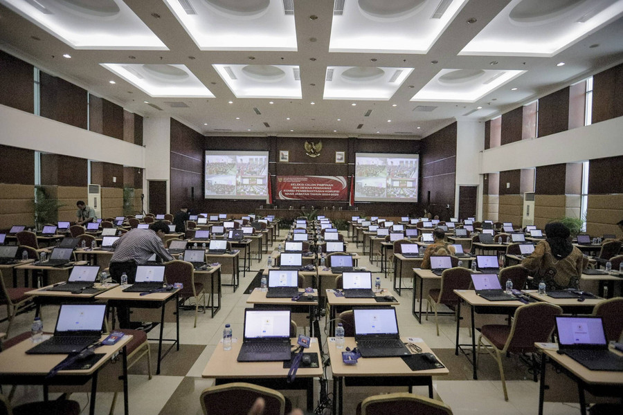 Foto: 229 Calon Pimpinan KPK Jalani Tes Tertulis - kumparan.com