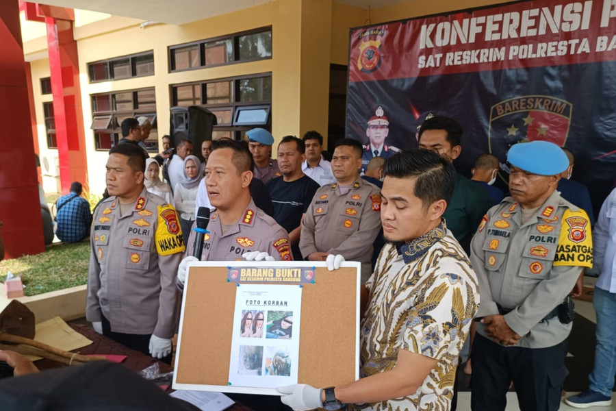 Suami di Bandung Ajak 3 Temannya Bunuh Istri Siri, Diduga Gara-gara Selingkuh - kumparan.com