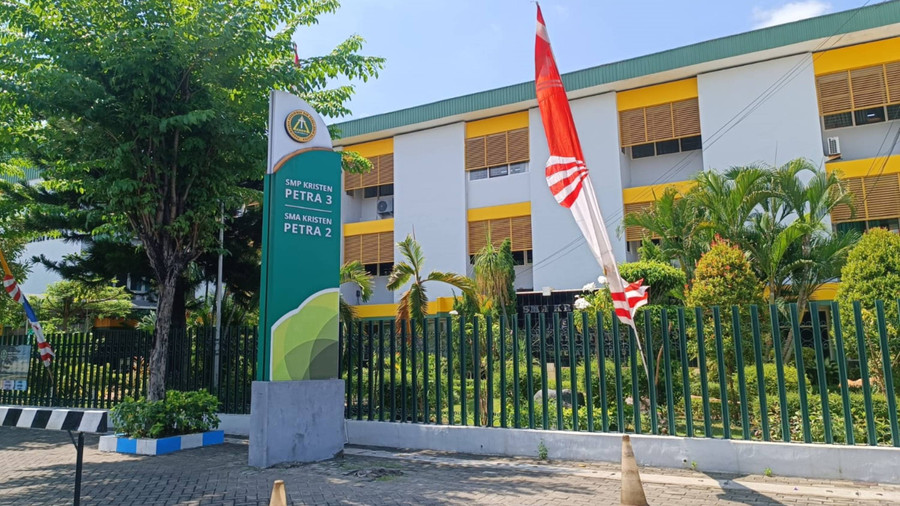 Profil Lokasi Sekolah Petra Surabaya: Dulunya Kompleks Sepi