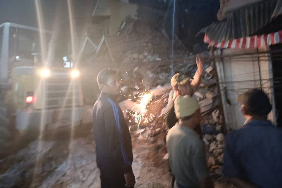 Dugaan Penyebab Rumah di Bandung Ambruk: Fondasi Rapuh karena Sudah Tua - kumparan.com