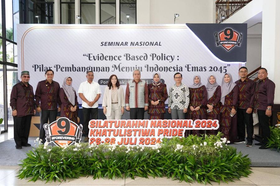 Pj Gubernur Kalbar Dorong Paguyuban 09 Purna Praja STPDN Perkuat Kebersamaan - kumparan.com