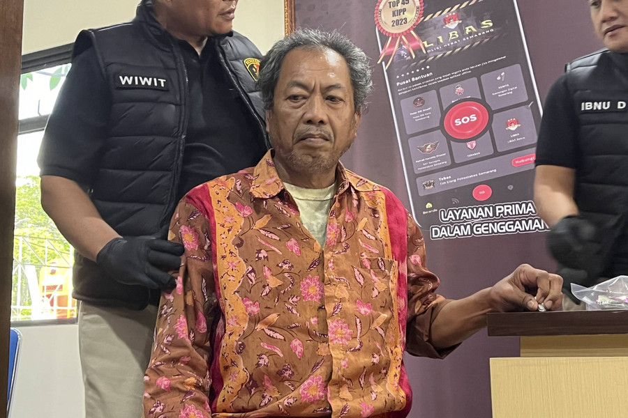 Bapak Kos Pemakan Kucing di Semarang Jadi Tersangka, Tidak Ditahan - kumparan.com