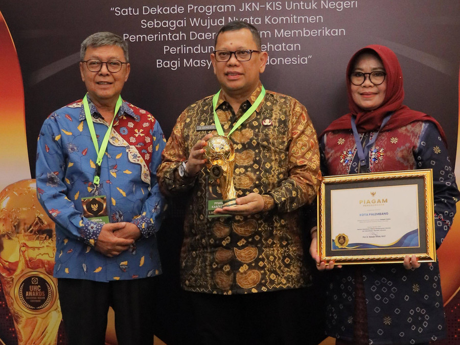 Pemkot Palembang Raih Penghargaan Kriteria Utama UHC Awards dari Wapres RI - kumparan.com
