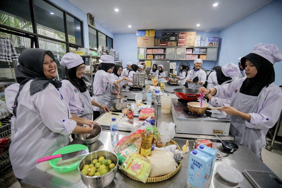 Foto: Pelatihan Tata Boga di Pusat Pelatihan Kerja Daerah Jakarta Selatan