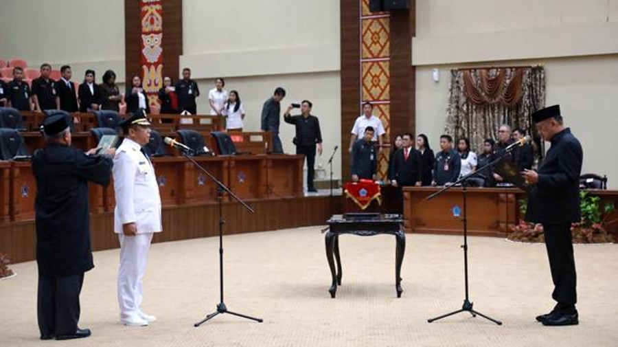 Sekda Bolmong Abdullah Mokoginta Dilantik Jadi Penjabat Wali Kota Kotamobagu - kumparan.com