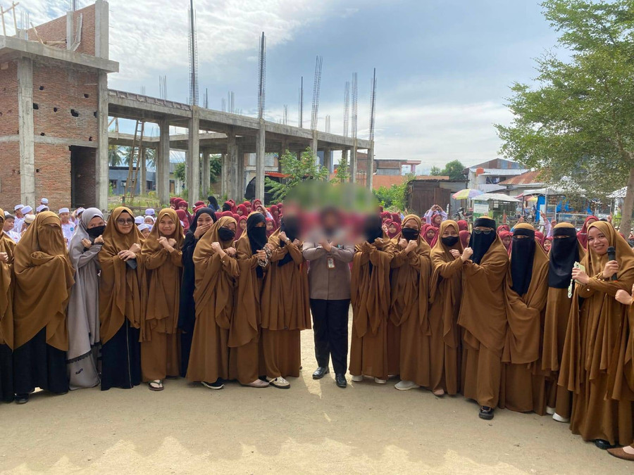 Demi Cuan Jadi Polisi Gadungan sampai Datangi Sekolah-Lapas untuk Sosialisasi - kumparan.com