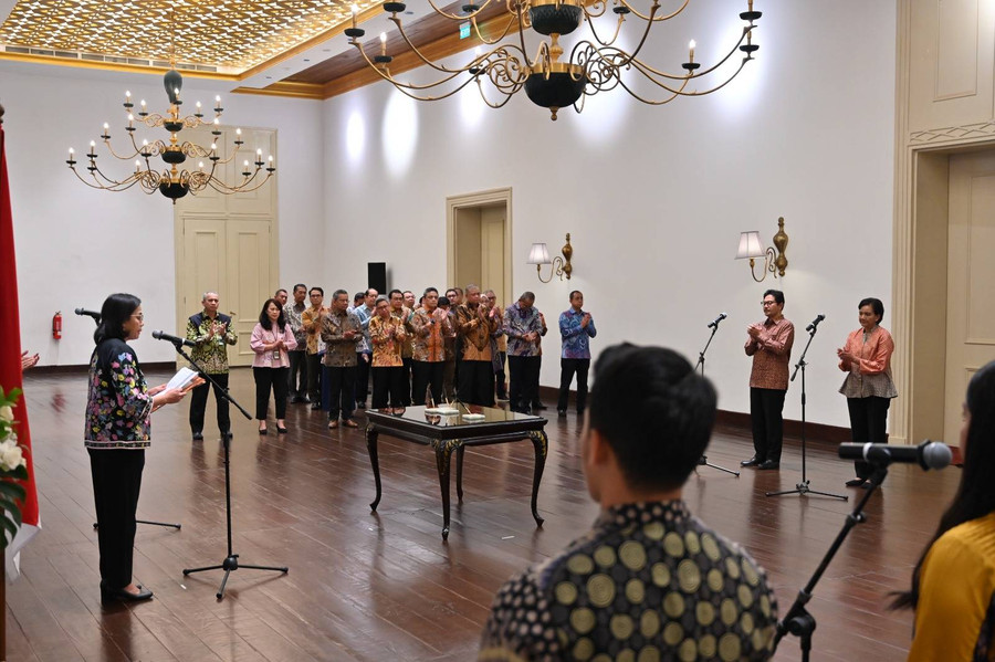 Sri Mulyani Lantik Reynaldi Hermansyah Jadi Direktur Utama PT SMI - kumparan.com