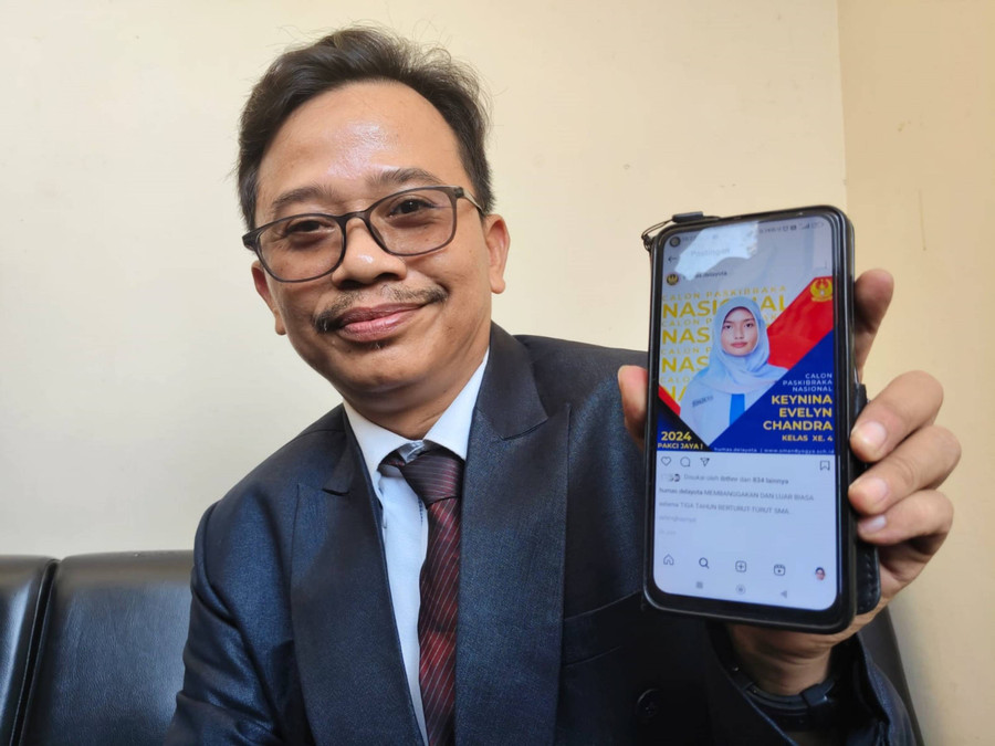 SMAN 8 Yogyakarta Sebut Siswinya yang Jadi Paskibraka Sudah Berjilbab Sejak Lama - kumparan.com