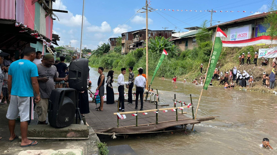 Haru Upacara HUT RI di Aliran Sungai Deli: Nasibmu Kini dan Nanti - kumparan.com