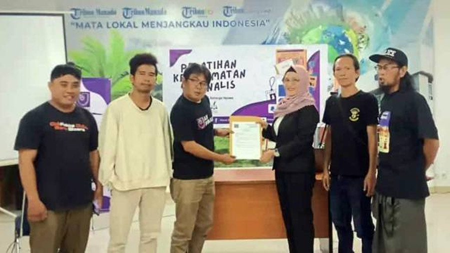 Sartika Sasmi Ticoalu, Direktur LBH Pers Manado yang Baru - kumparan.com