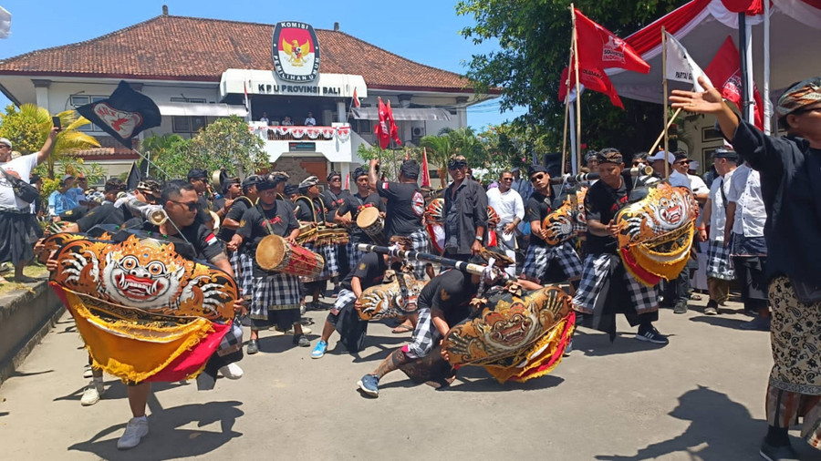 Janji-janji Koster vs De Gadjah di Pilgub Bali 2024 - kumparan.com