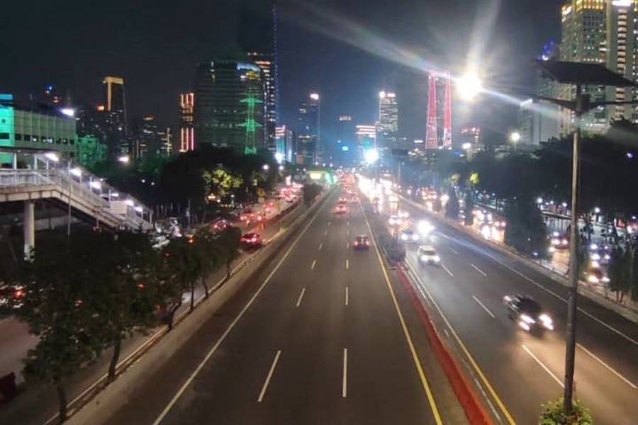 Misa Agung di GBK Bubar, Arus Lalu Lintas di Sudirman-Gatsu Lancar - kumparan.com