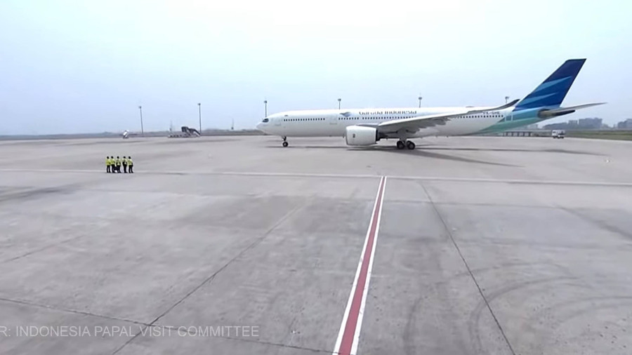 Ini Alasan Garuda Indonesia Dipilih untuk Menerbangkan Paus Fransiskus - kumparan.com