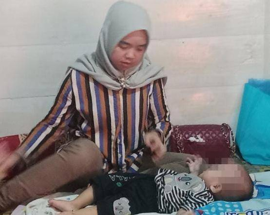 Bayi 10 Bulan di Palembang Miliki Kelamin Ganda - kumparan.com