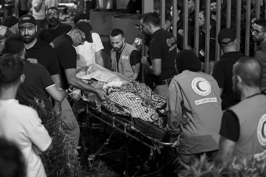 Mossad Tanam Bahan Peledak di 5.000 Pager yang Meledak di Seantero Lebanon - kumparan.com