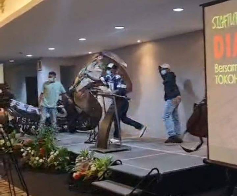 Kronologi Diskusi FTA yang Dihadiri Refly, Din, Didu, Dibubarkan Paksa - kumparan.com