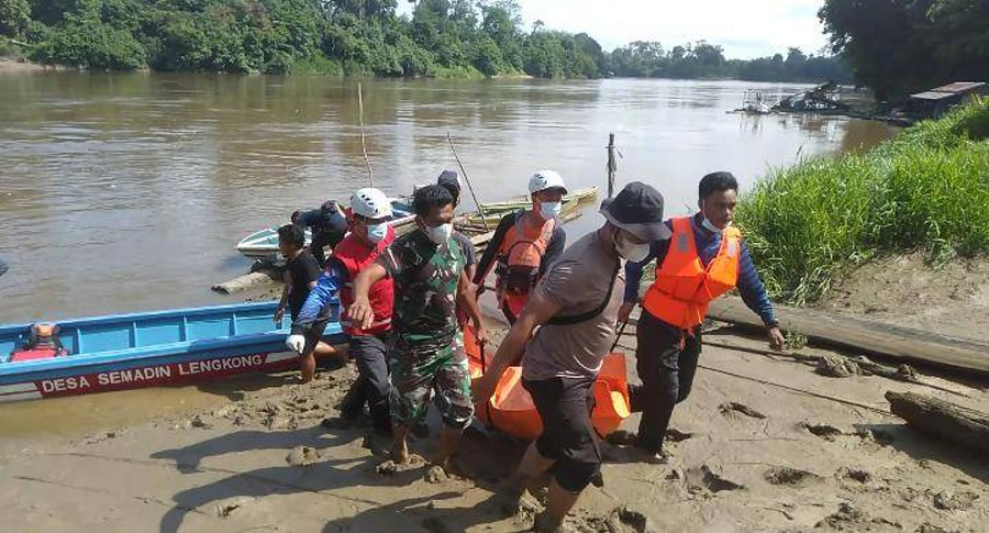 Tenggelam di Sungai Melawi, Junaini Ditemukan Meninggal Dunia - kumparan.com