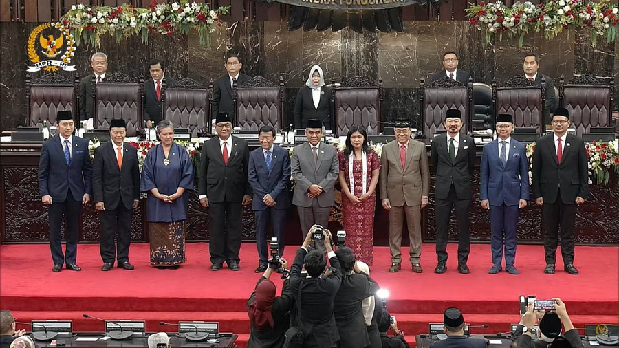 MPR Temui Jokowi-Ma\'ruf dan Prabowo-Gibran, Beri Undangan Pelantikan Presiden - kumparan.com