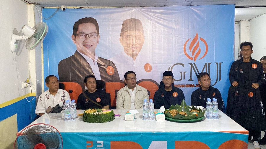 Sopir Angkot hingga Gerakan Muda Jakarta Deklarasi Dukung Ridwan Kamil - kumparan.com