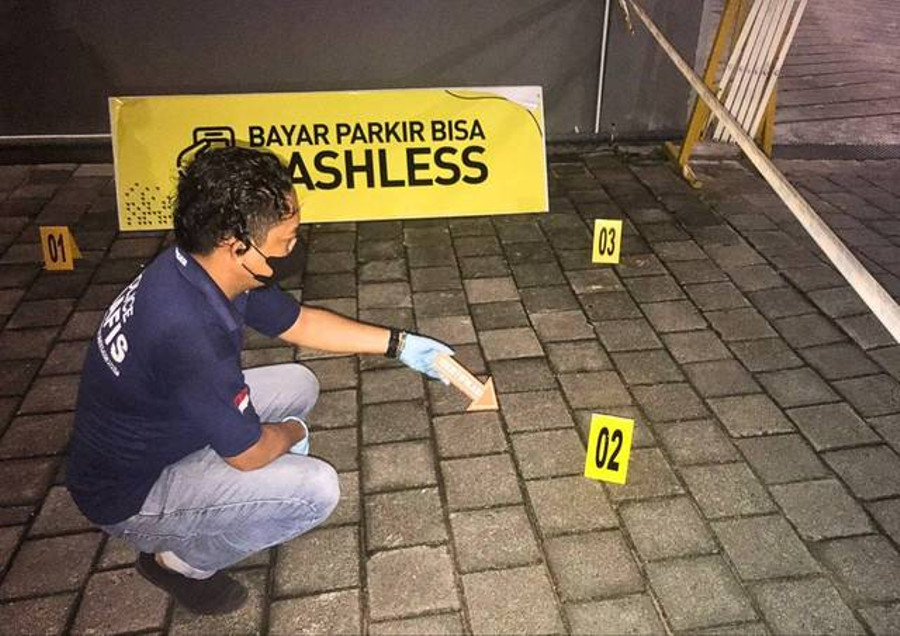 Kalbar Sepekan: Pengunjung Mall Loncat dari Lantai 3; Remaja Tewas Dihajar - kumparan.com