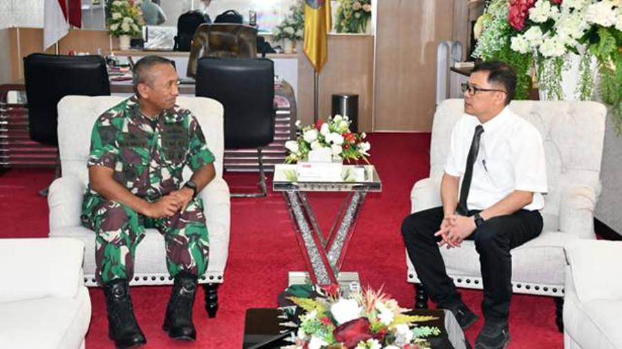 Komandan Satdik 4 Manado Temui Rektor Unsrat Bahas Kerja Sama Pendidikan
