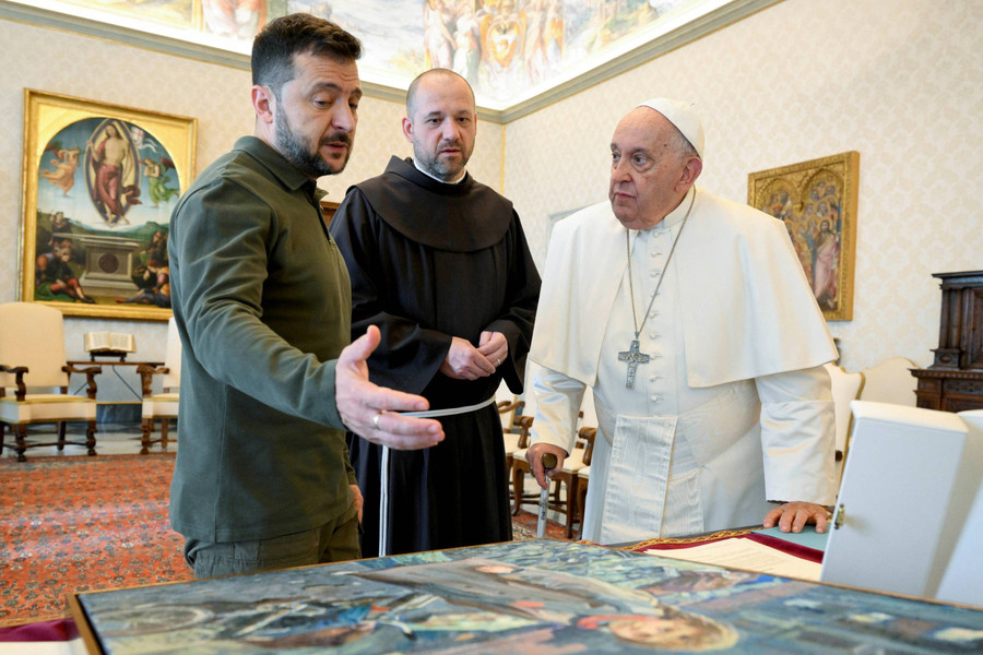 Foto: Presiden Ukraina Zelensky Bertemu Paus Fransiskus di Vatikan - kumparan.com