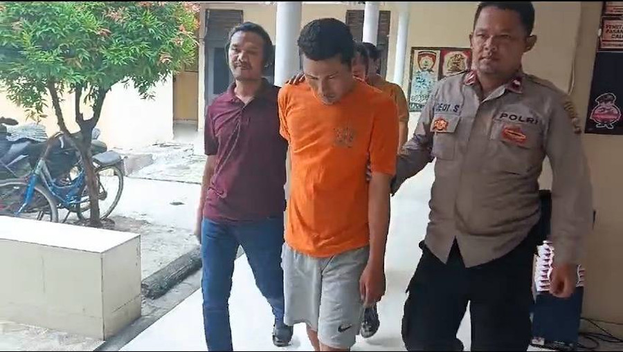Sepasang Kekasih di Bandar Lampung Kompak Curi Motor untuk Bayar Utang - kumparan.com